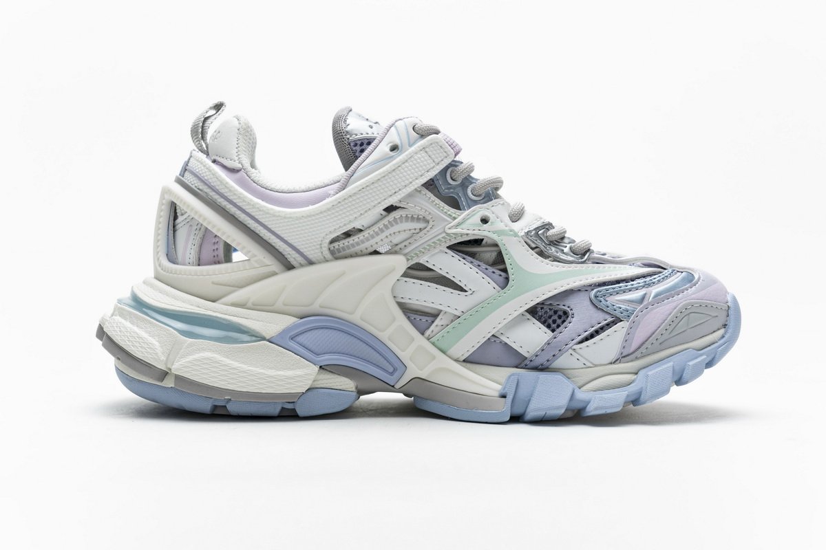 568615 W2GN3 9045 Blenciaga Track 2 Sneaker White Light Blue