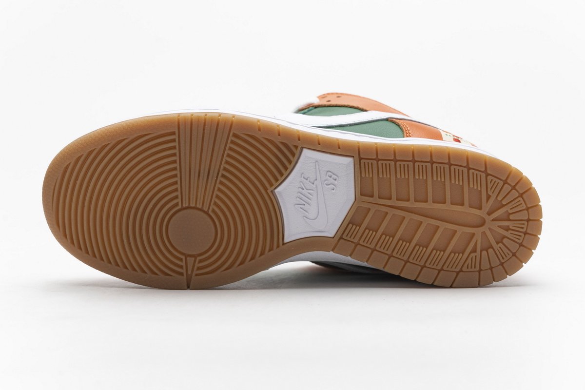 CZ5130-600 7-Eleven x Nike SB Dunk Low
