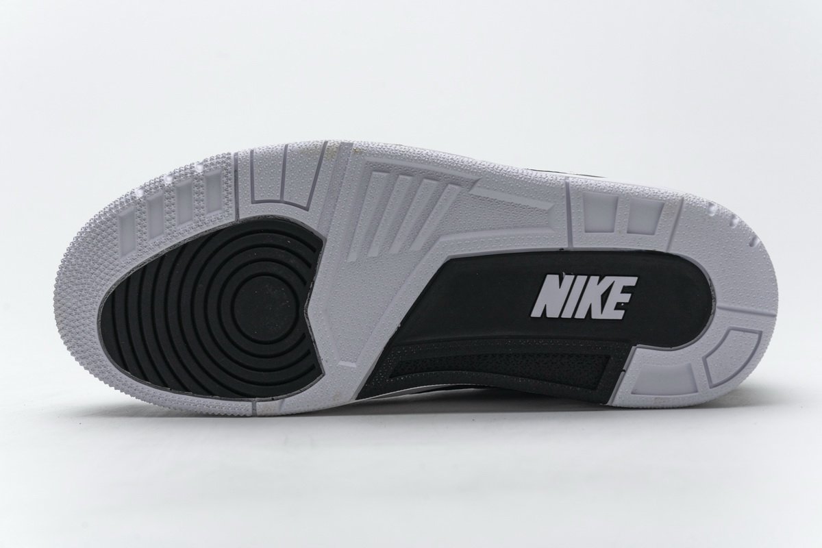 DA3595-100 Fragment Design x Air Jordan 3 Black White