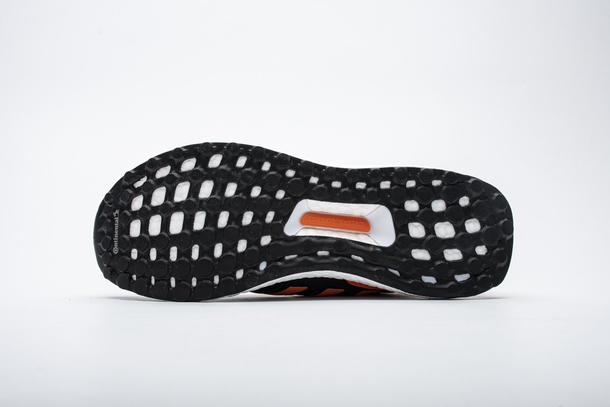 Ultra Boost 4.0 “Core Black/Solar Orange”EH1423