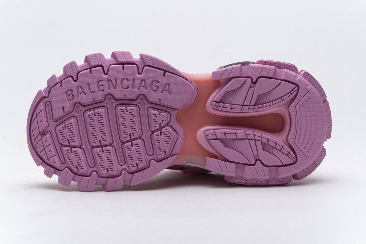 568615 W2GN5 5816 Blenciaga Track 2 Sneaker Pink