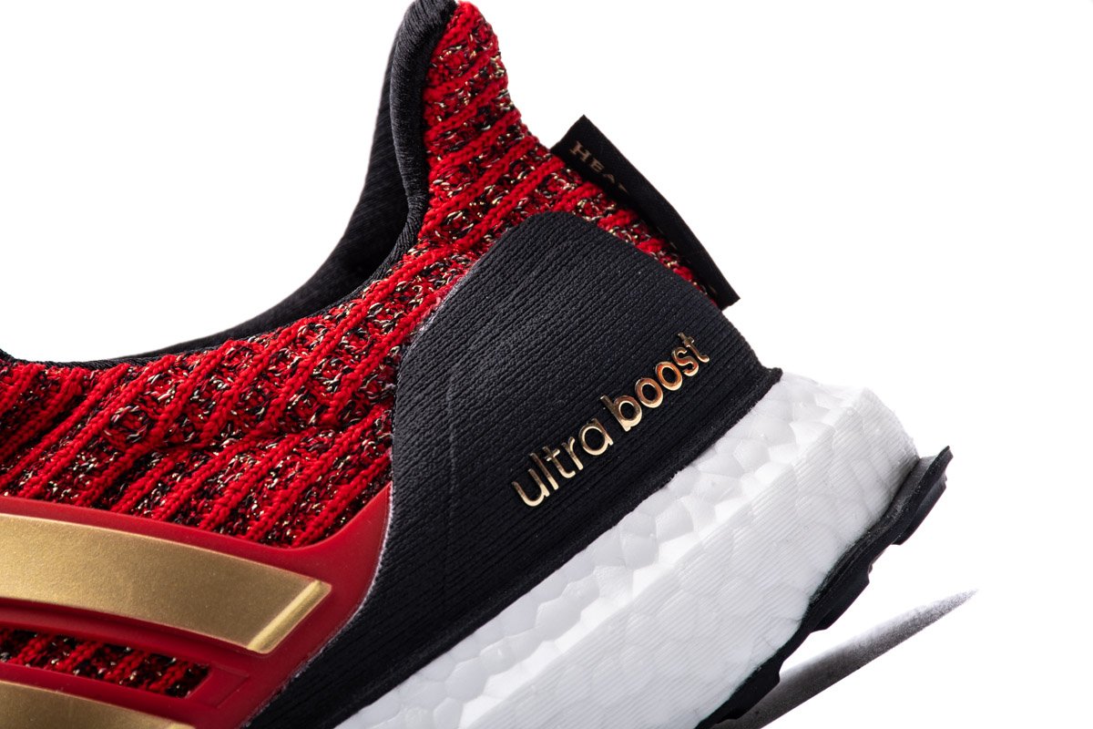 GAME OF THRONES x Ultra Boost “House Lannister”EE3710