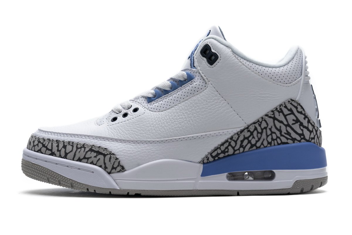 CT8532-104 Air Jordan 3 ‘UNC’