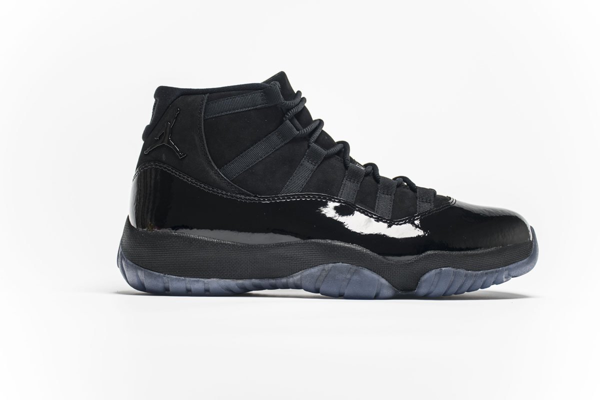 Air Jordan 11 378037-005“Cap and Gown”