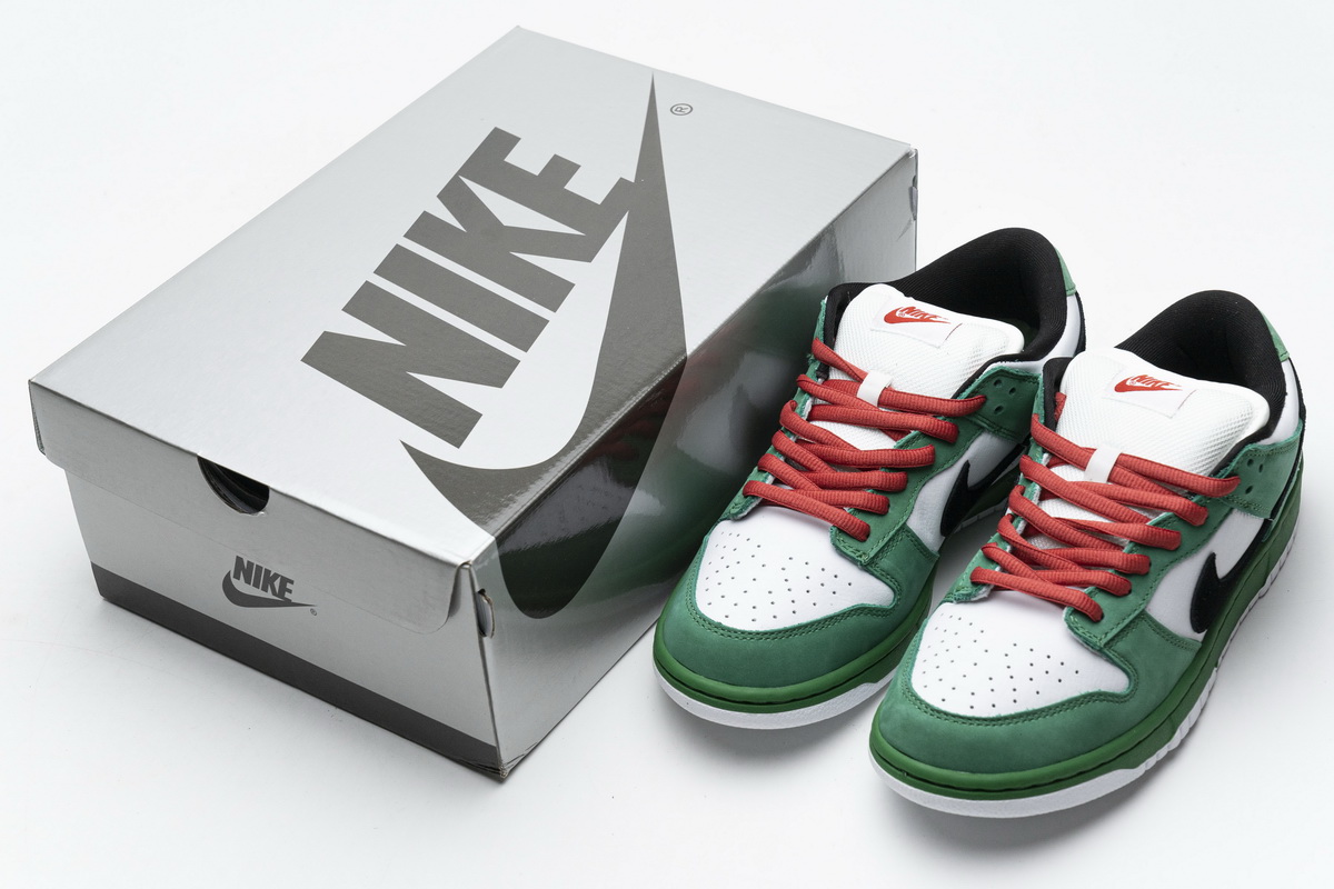 304292 302 Nike SB Dunk Low Pro “Heineken”