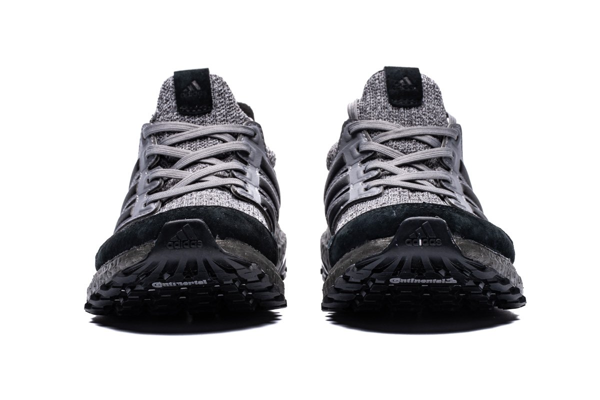 GAME OF THRONES x Ultra Boost “House Stark”EE3706