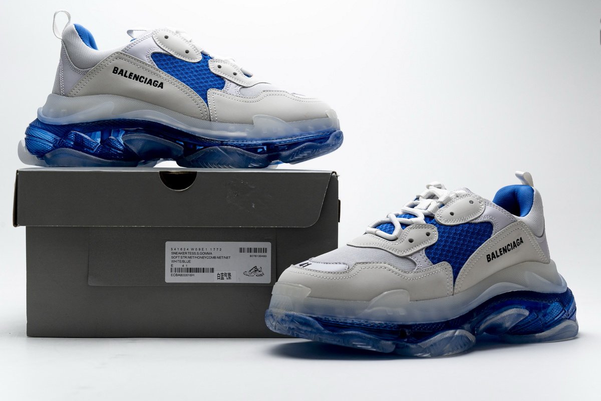 541624 w09e1 1772 Ba*len*cia*ga triple s white blue
