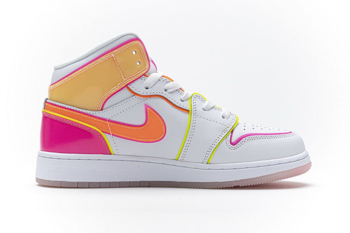 CV4611-100 Air Jordan 1 Mid GS “Edge Glow”