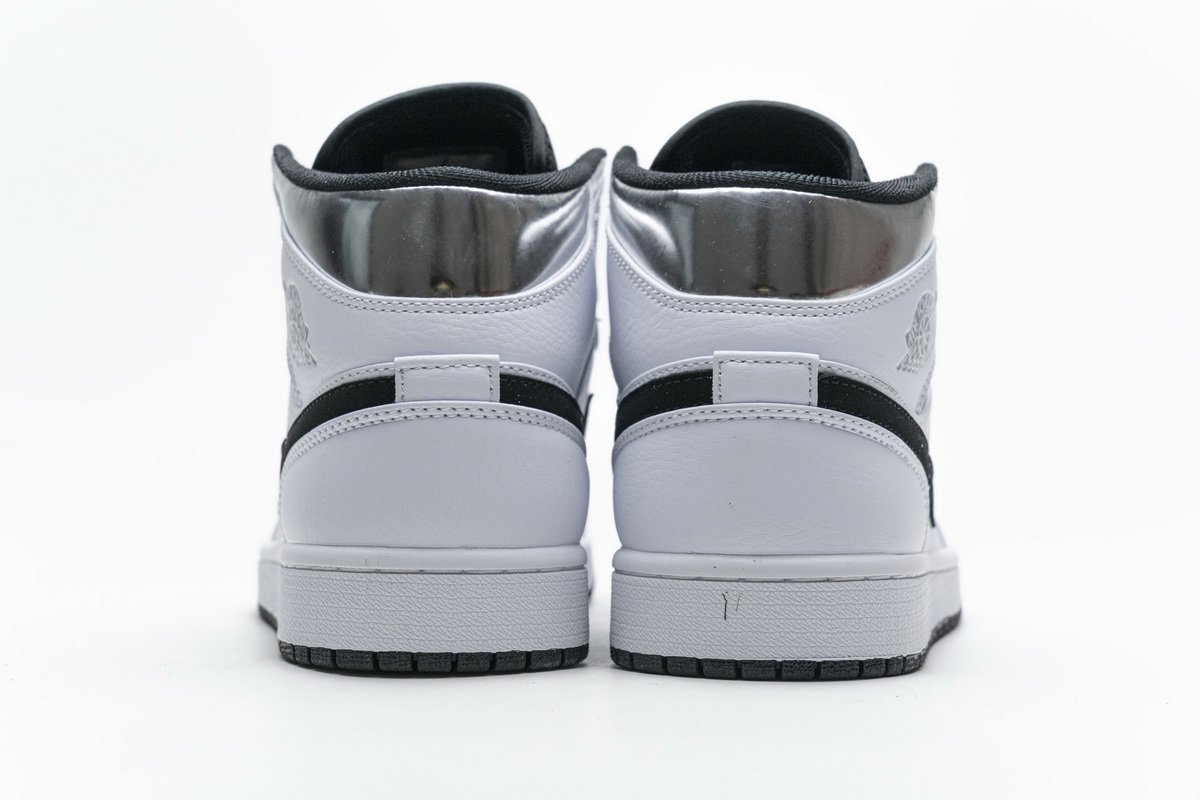 554724-121 Air Jordan 1 Mid “Alternate Think 16”