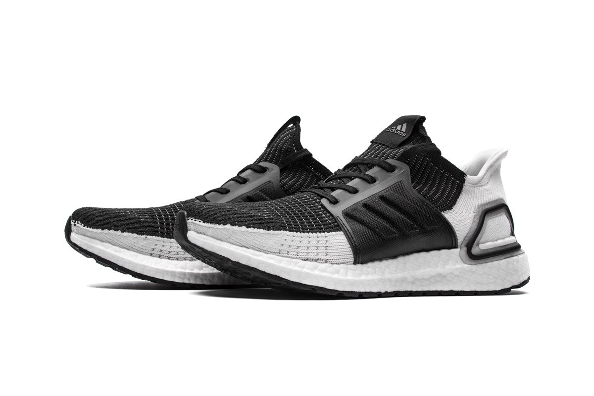 Ultra Boost 5.0(2019) Oreo B37704