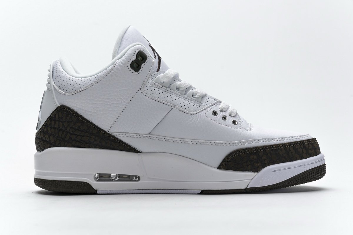136064-122 Air Jordan 3 Retro ‘Mocha’
