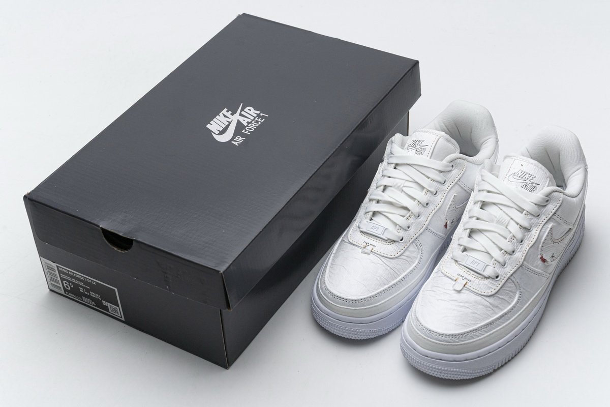 CJ1650-101 Nike Air Force 1 ’07 LX WMNS Tear Away