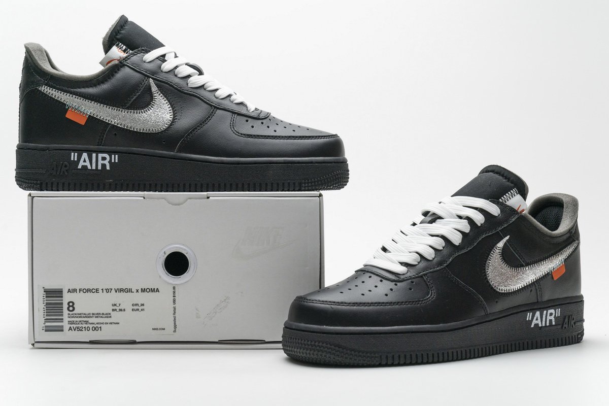 AV5210-001 OFF White X Air Force 1 ’07 Low MOMA