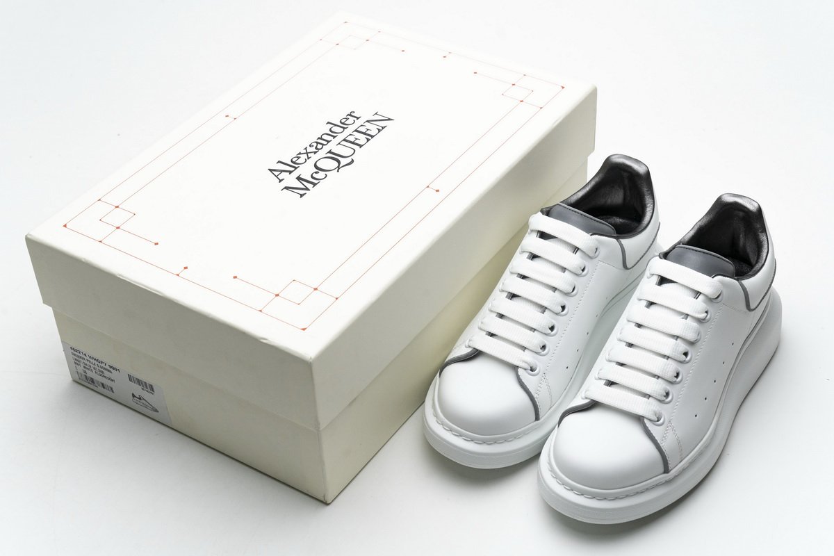 462214 WHGP7 9001 Ale*d*r M*Q*en Sneaker All White