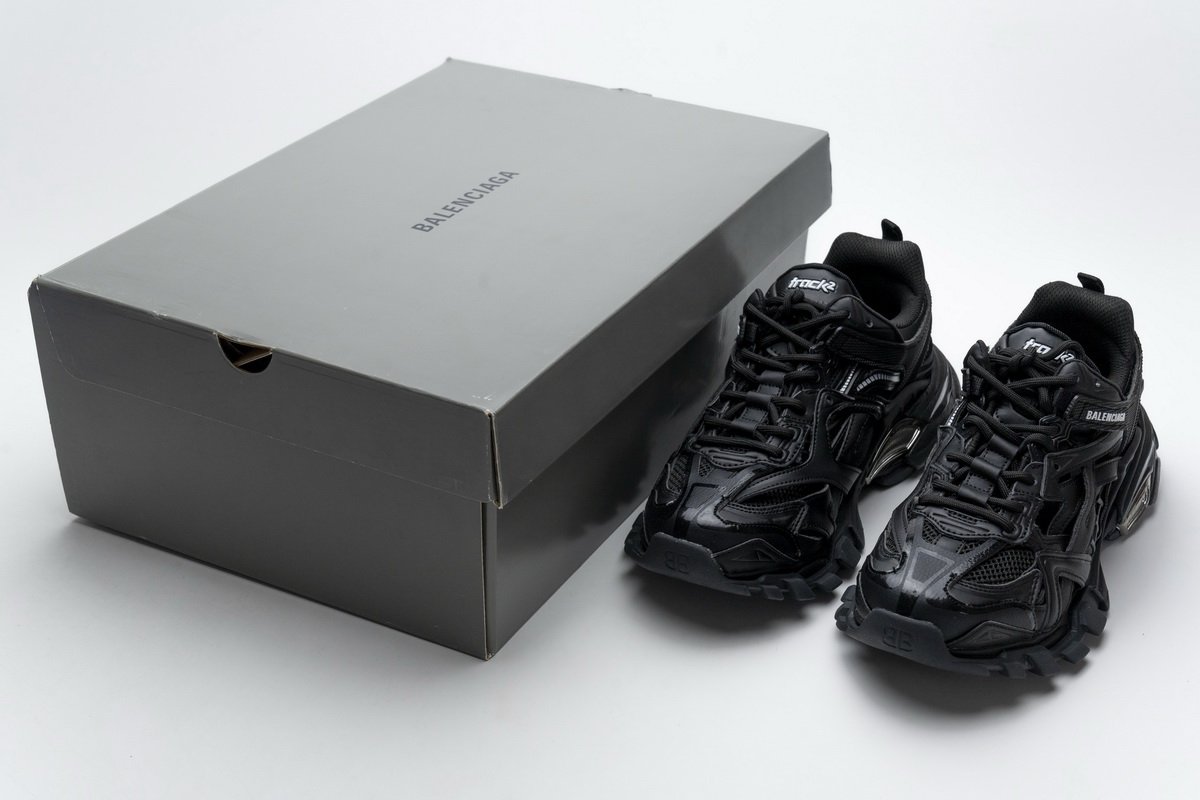570391 W2GN1 1000 Blenciaga Track 2 Sneaker Black