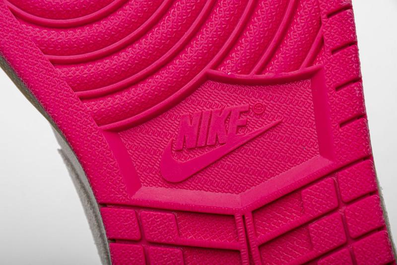 Air Jordan 1 Low Hyper Pink 553558-119