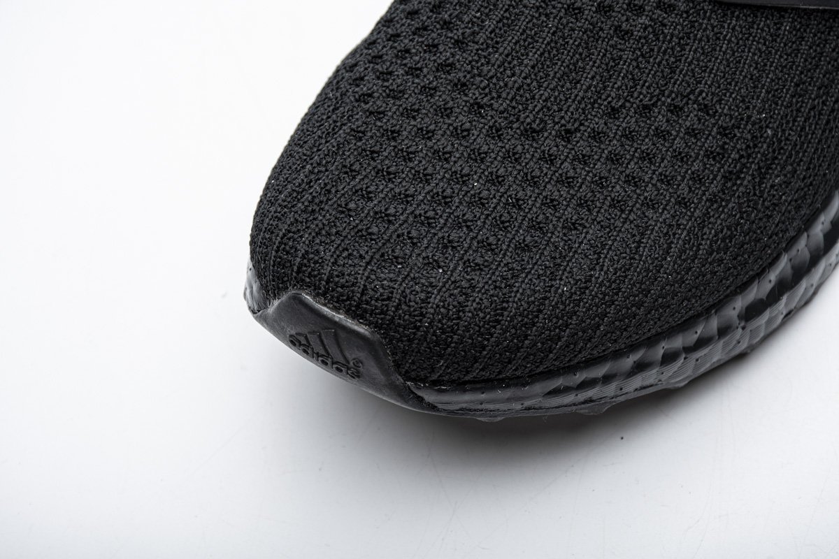 Ultra Boost 4.0 “Black”EH1420