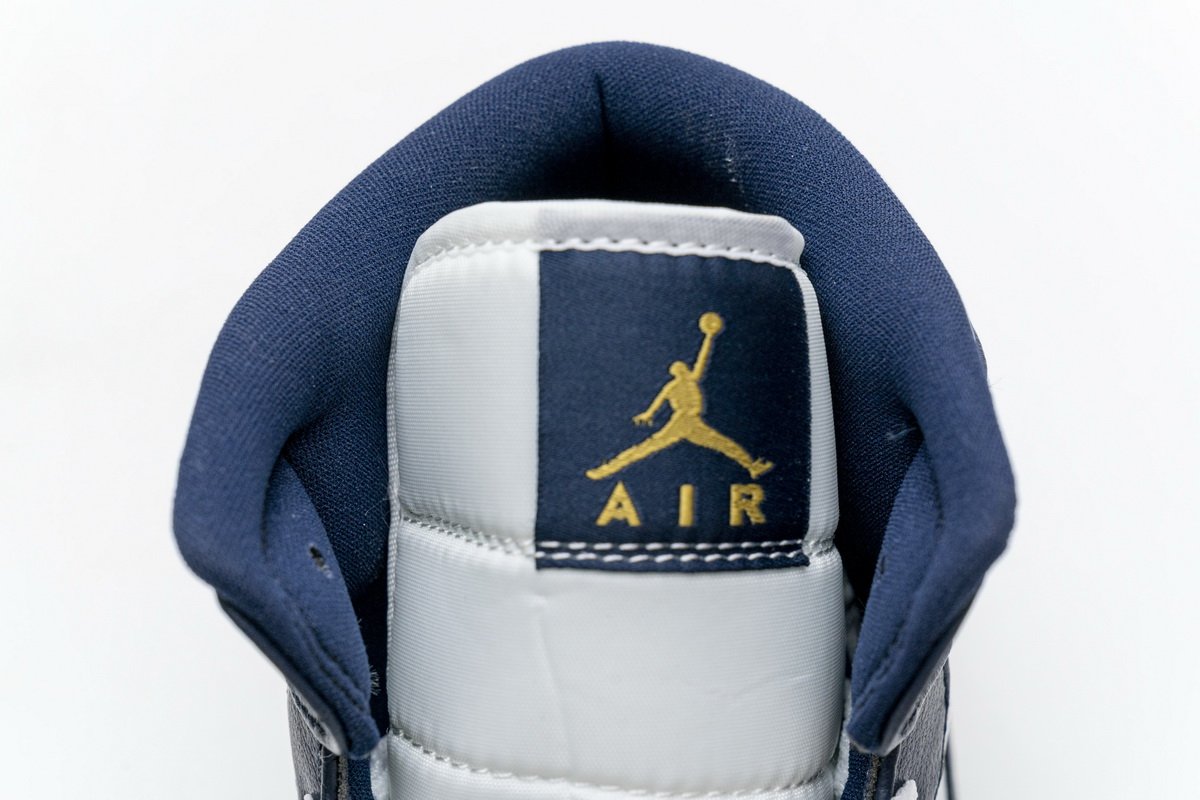 554724-174 Air Jordan 1 Mid Obsidian