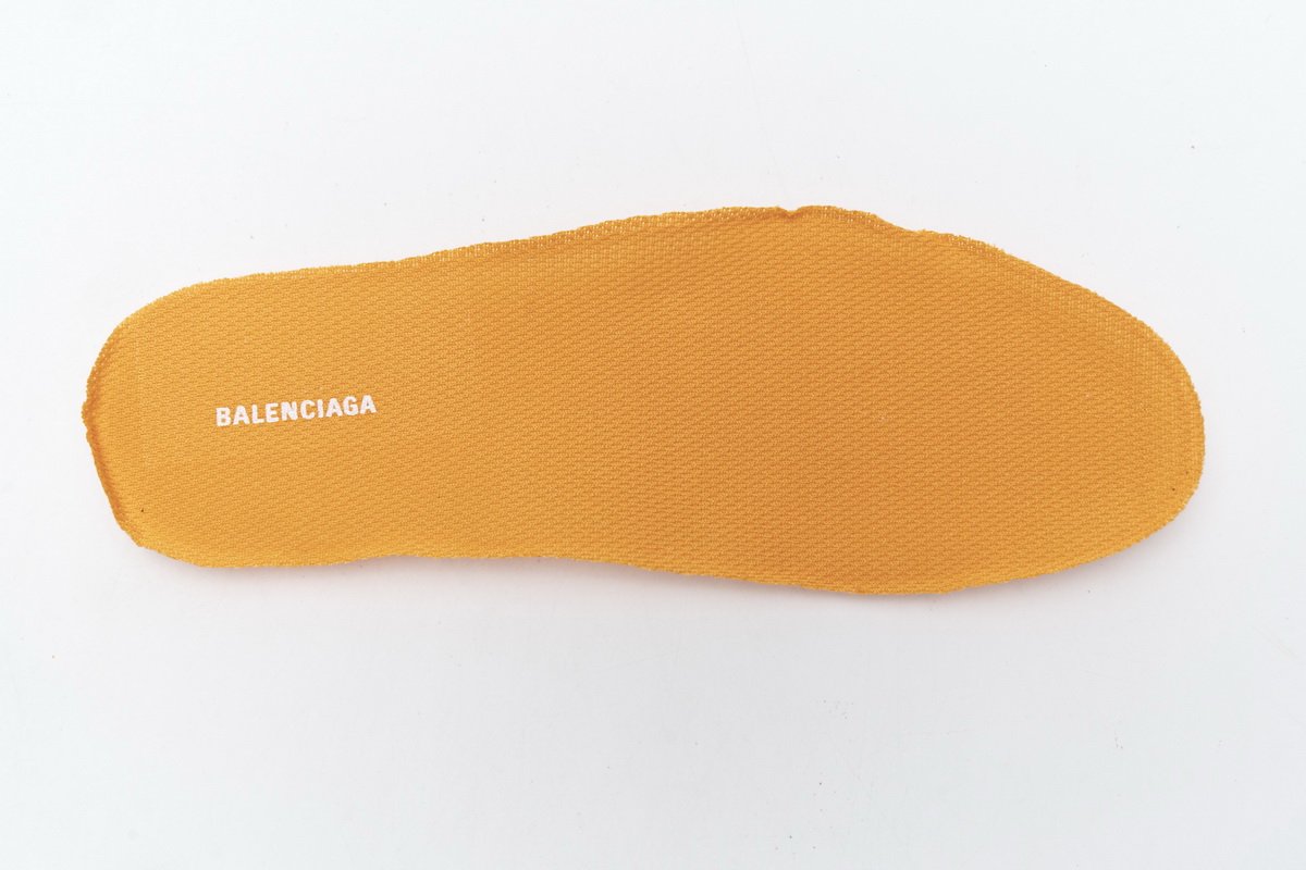 568615 W2GN5 5817 Blenciaga Track 2 Sneaker Orange