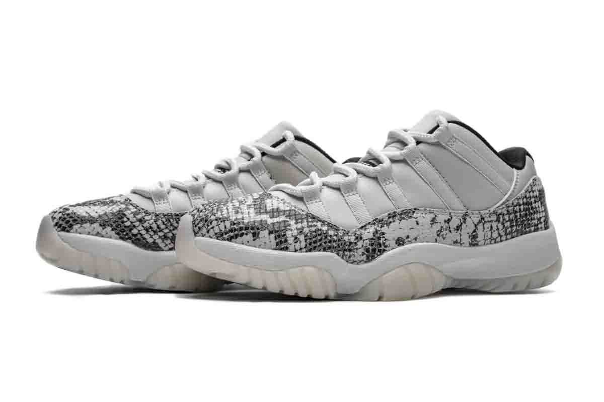 Air Jordan 11 Low “Light Bone”CD6846-002
