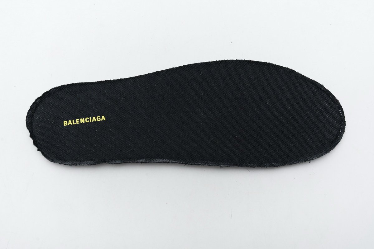 570391 W2GN1 2027 Blenciaga Track 2 Sneaker Yellow Black