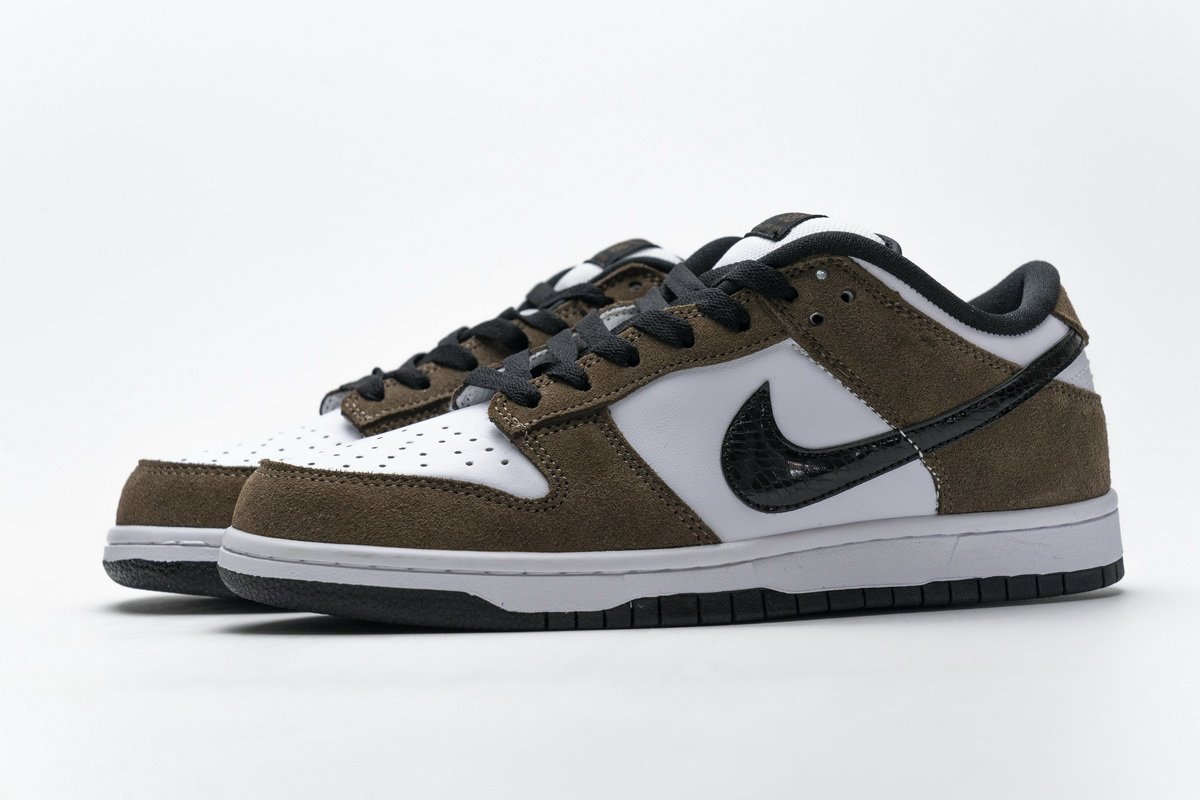 304292-102 Nike SB Dunk Low Pro “Tail End”