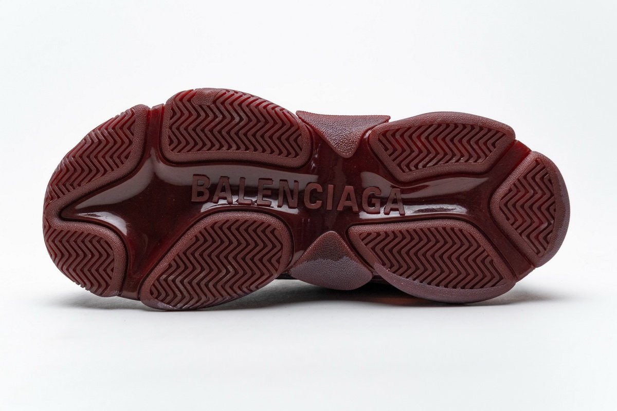 541624 w09e1 1628 Ba*len*cia*ga triple s red wine