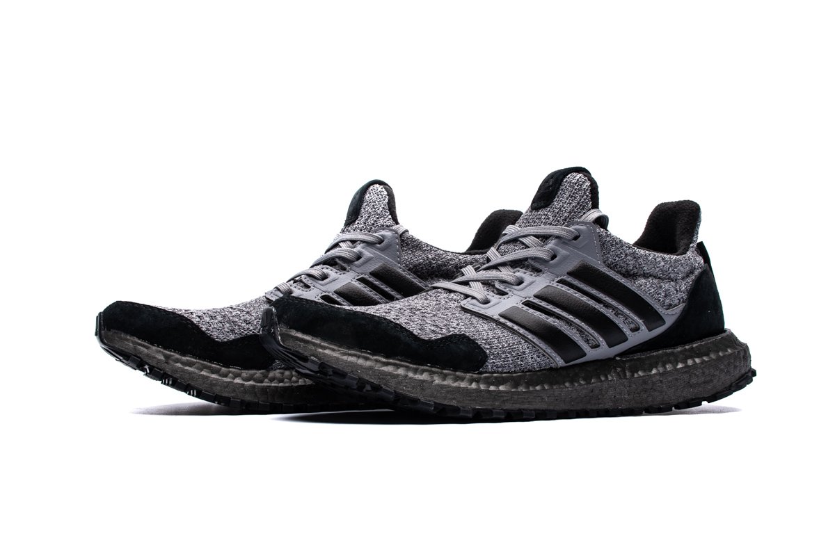 GAME OF THRONES x Ultra Boost “House Stark”EE3706