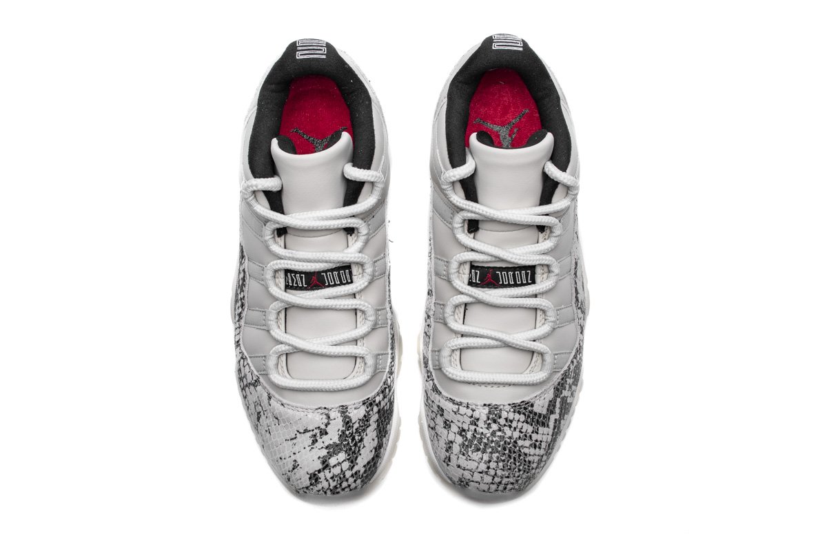 Air Jordan 11 Low “Light Bone”CD6846-002