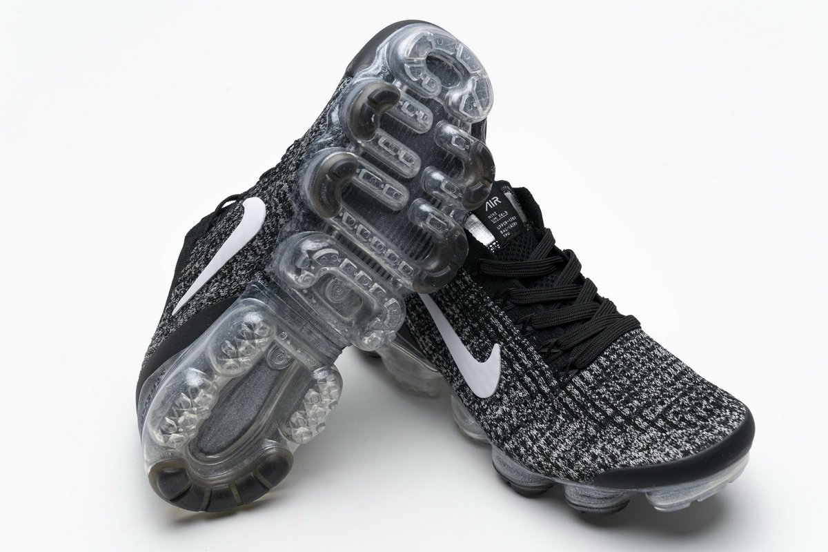 AJ6910-001 Nike Air Vapormax Flyknit 3 Black White