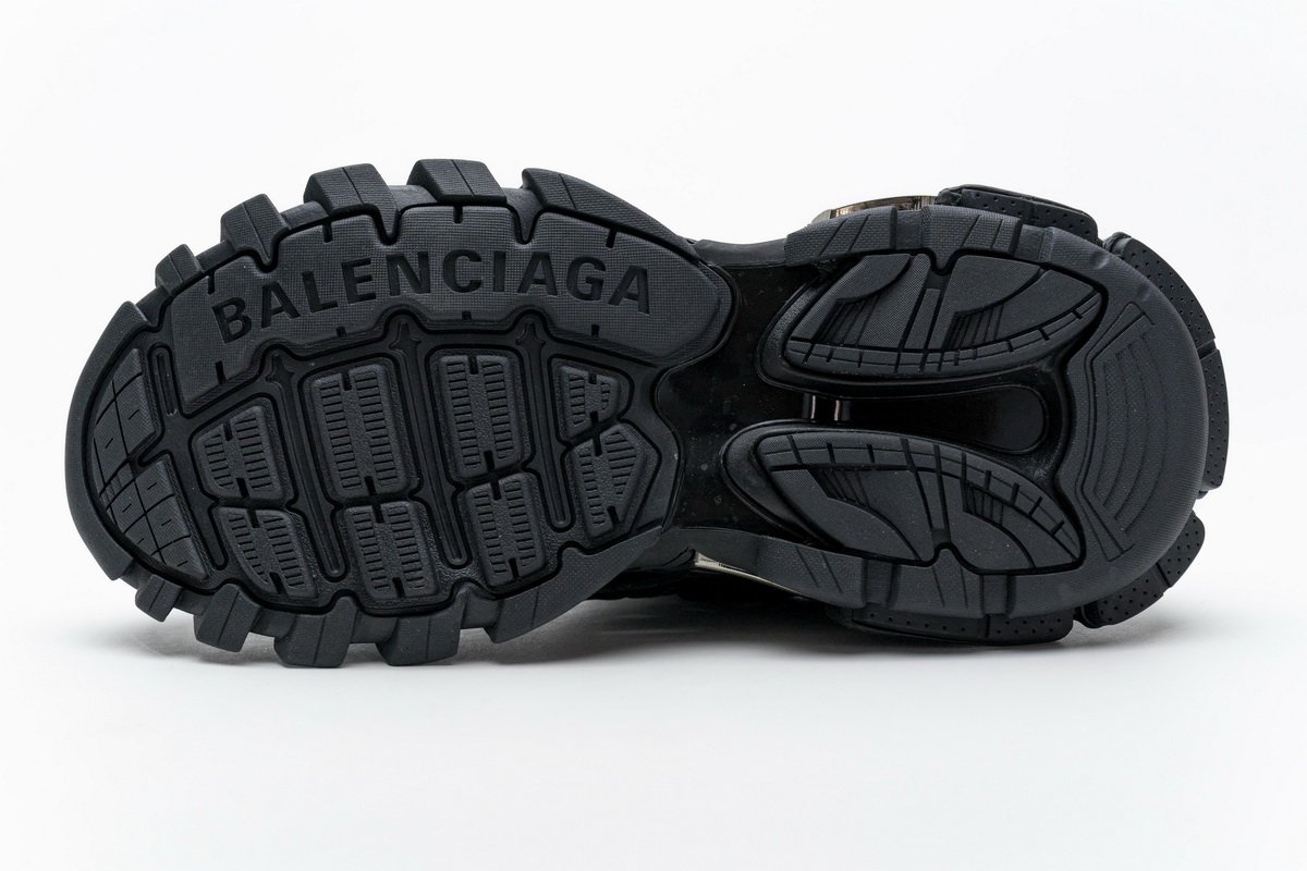 570391 W2GN1 1000 Blenciaga Track 2 Sneaker Black