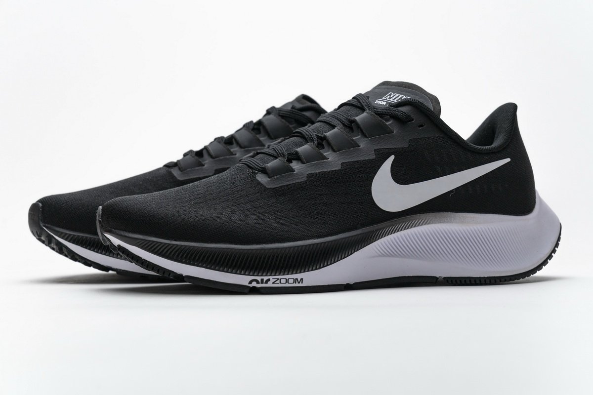 BQ9646-002 Nike Air Zoom Pegasus 37 Black White