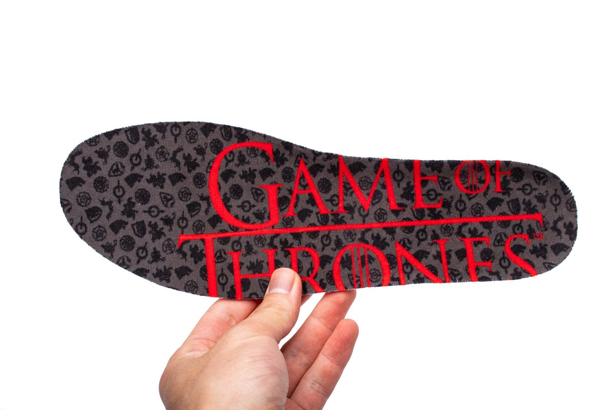 GAME OF THRONES x Ultra Boost “Targaryen’s Dragons”EE3709