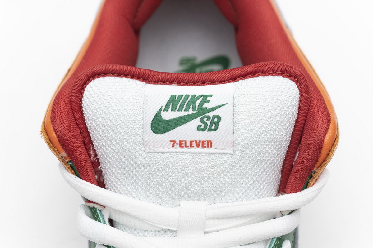 CZ5130-600 7-Eleven x Nike SB Dunk Low