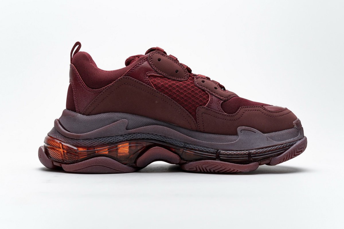 541624 w09e1 1628 Ba*len*cia*ga triple s red wine