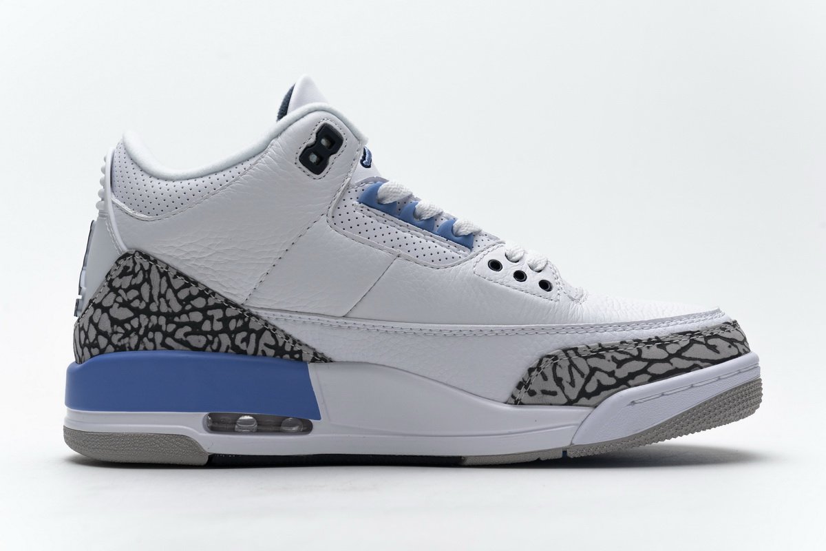CT8532-104 Air Jordan 3 ‘UNC’
