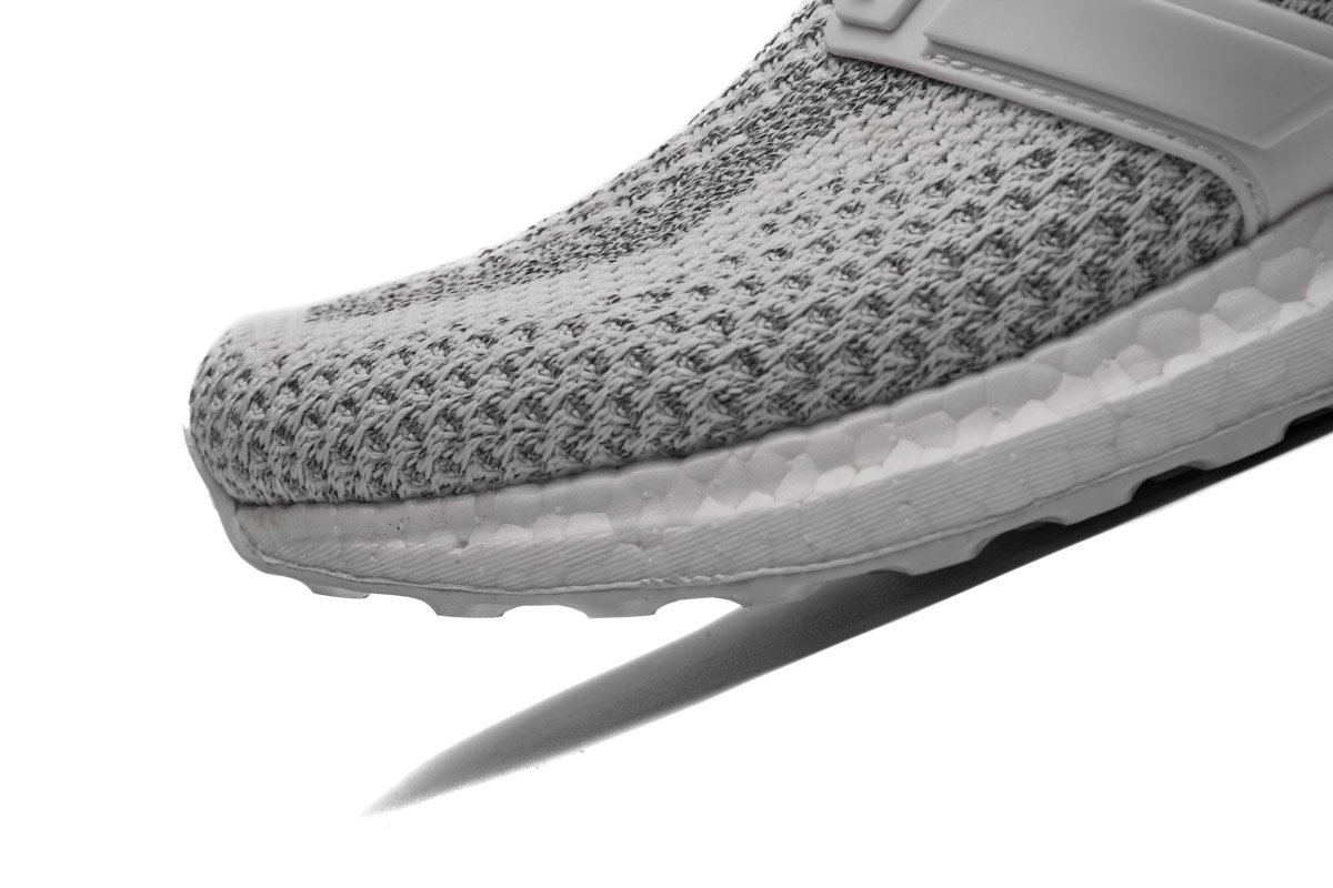 Ultra Boost 2.0 Limited “White Reflective”BB3928