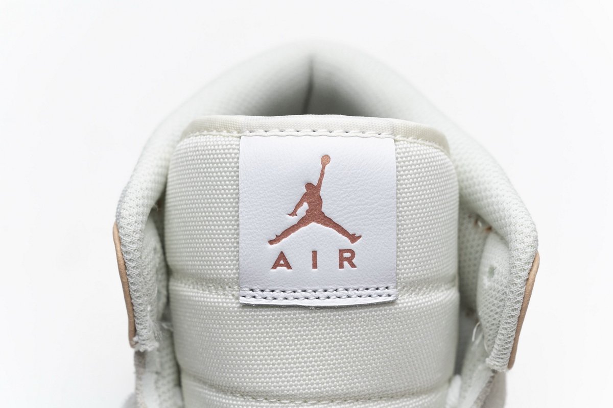 CV3044-100 Air Jordan 1 Mid Milan