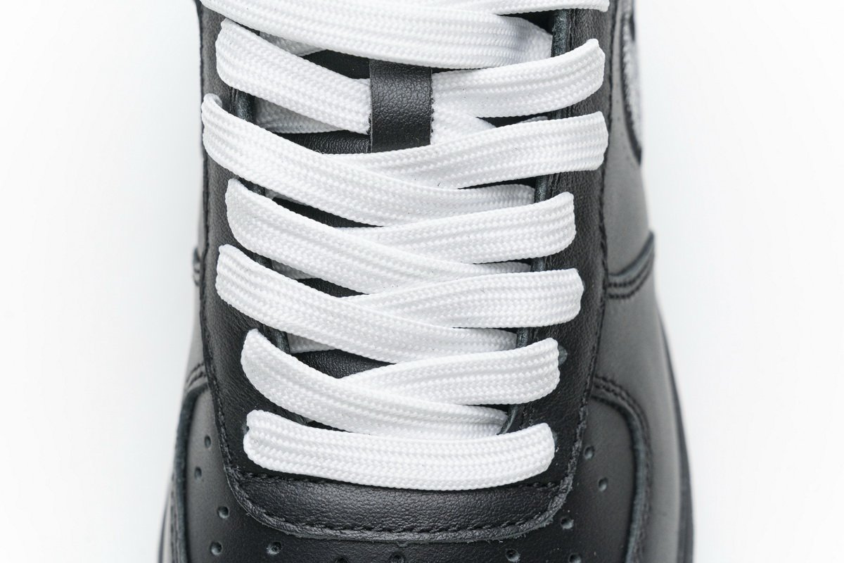 AV5210-001 OFF White X Air Force 1 ’07 Low MOMA