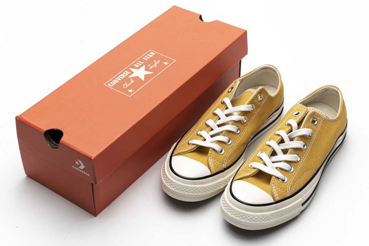 162063C Converse Chuck 70 OX Sunflower Black Egret