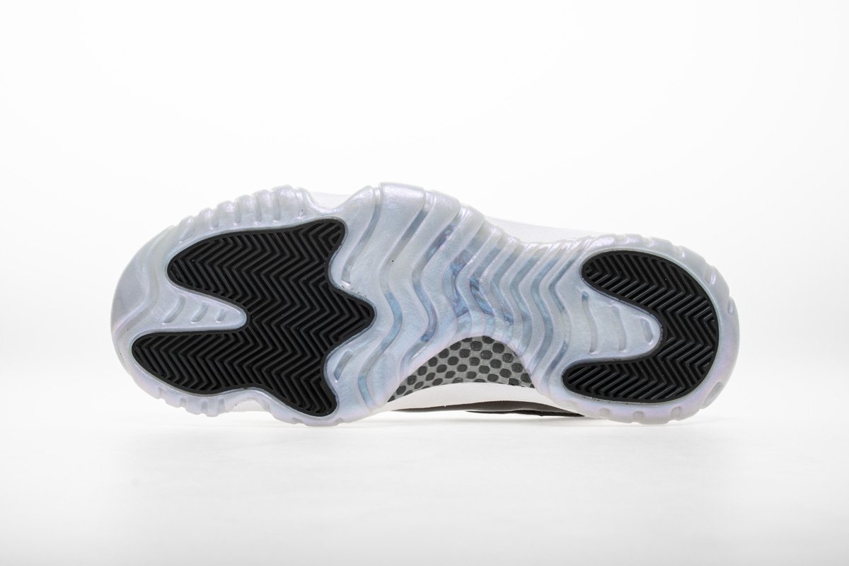 Air Jordan 11 Low “Easter” 528895-145