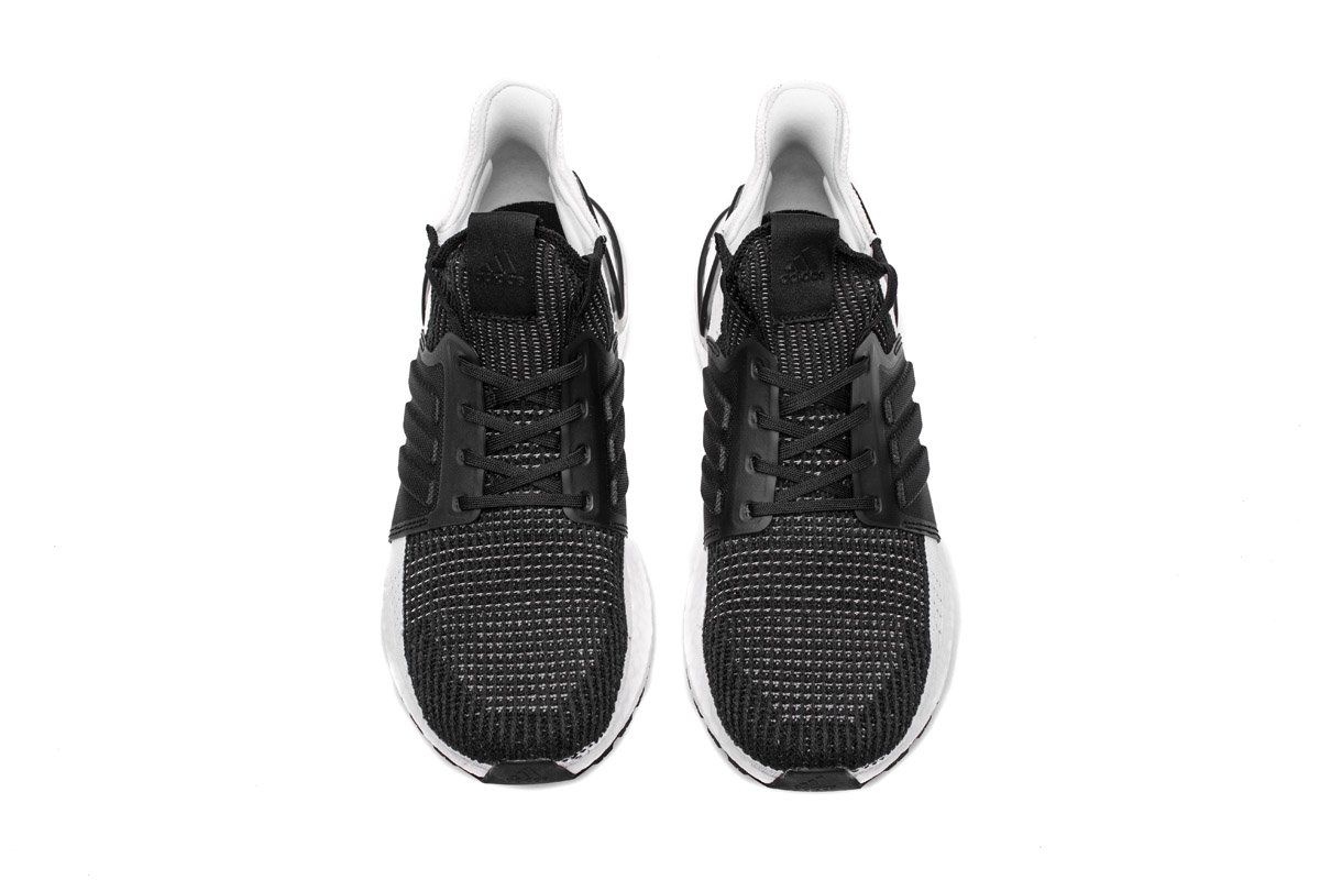 Ultra Boost 5.0(2019) Oreo B37704