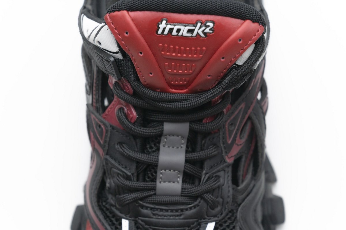 568615 W2GN3 6000 Blenciaga Track 2 Sneaker Burgundy