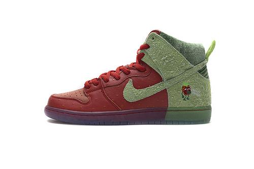 CW7093-600 Nike SB Dunk High “Strawberry Cough”