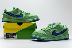 CJ5378-300 Grateful Dead x Nike SB Dunk Low Pro QS“ Green Bear”