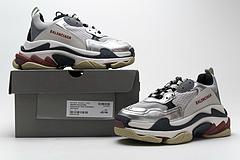 541624 w06e2 7320 Ba*len*cia*ga triple s grey silver