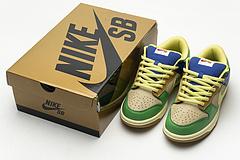 313170-771 Nike Dunk Low Pro SB Brooklyn