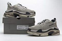 584088 w09o1 1900 Ba*len*cia*ga triple s silvery