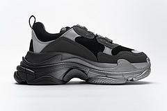 483546 w06f1 0841 Ba*len*cia*ga triple s black grey silver