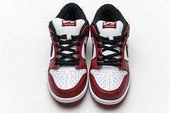 AR0778-110 Nike SB Dunk Low TRD “Summit White”